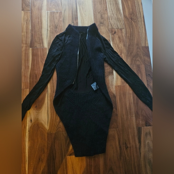 Alexander Wang asymmetrical wool sweater - Picture 2 of 6